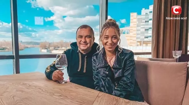 Тест на близость: Виктор Павлик с молодой невестой проверили, хорошо ли знают друг друга - 1 Тест на близость: Виктор Павлик с молодой невестой проверили, хорошо ли знают друг друга - 1 - изображение