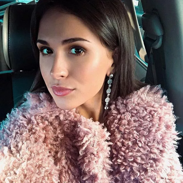 Звездная косметичка: Актриса Анастасия Чепелюк рассказала, как заботится о коже - 1 Звездная косметичка: Актриса Анастасия Чепелюк рассказала, как заботится о коже - 1 - изображение