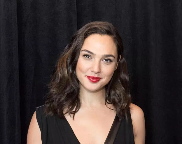 Чудо-женщина Галь Гадот: «Мне нравится использовать свое тело для самовыражения» - 1 Чудо-женщина Галь Гадот: «Мне нравится использовать свое тело для самовыражения» - 1 - изображение