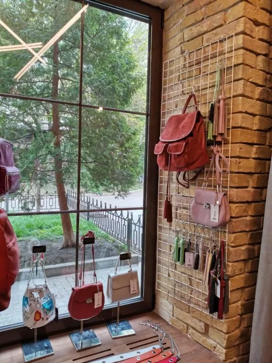 Друг, который всегда с тобой: брелки с росписью от Ozerianko bags - 9 Друг, который всегда с тобой: брелки с росписью от Ozerianko bags - 9 - изображение