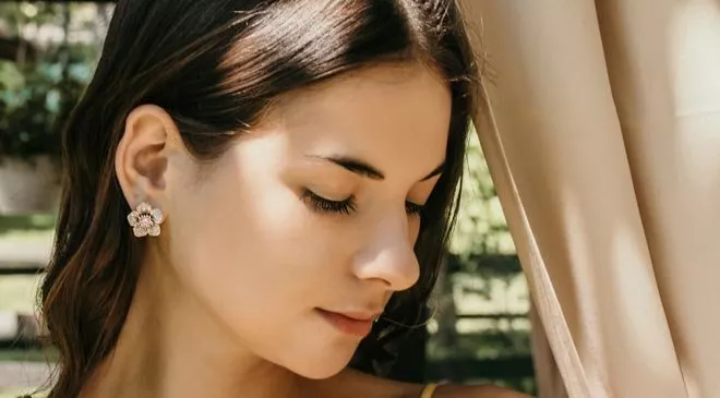 “Времена года”: эмаль, серебро, самоцветы в уникальной коллекции ювелирных украшений - 1 “Времена года”: эмаль, серебро, самоцветы в уникальной коллекции ювелирных украшений - 1 - изображение