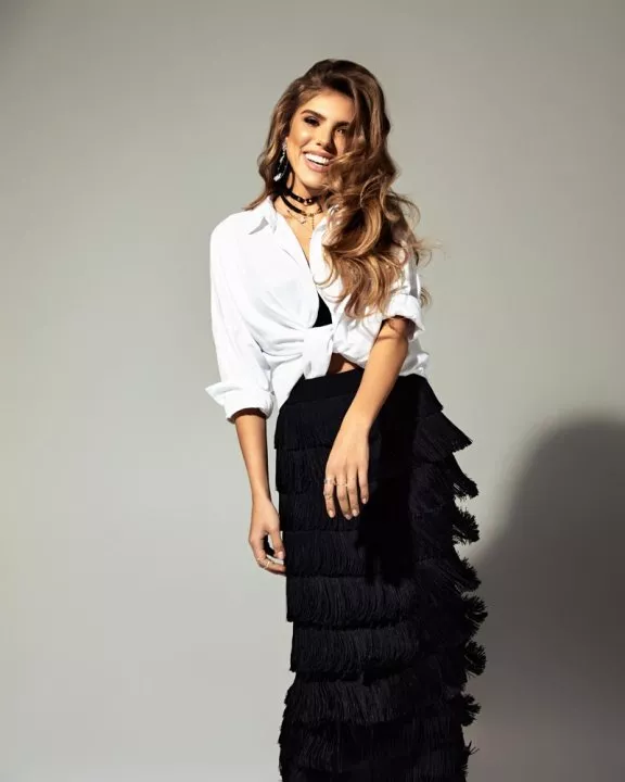 Певица Assol выпустила новый сингл «За тобой» - 1 Певица Assol выпустила новый сингл «За тобой» - 1 - изображение