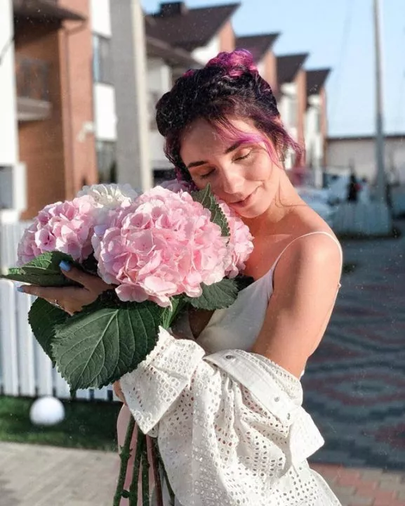 Лєра Цукерка: «Я зараз, в першу чергу, не блогер, я - мама» - 1 Лєра Цукерка: «Я зараз, в першу чергу, не блогер, я - мама» - 1 - изображение