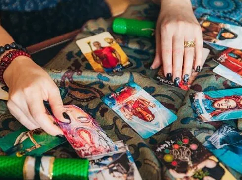 Woman MAGAZINE - 6 Woman Magazine