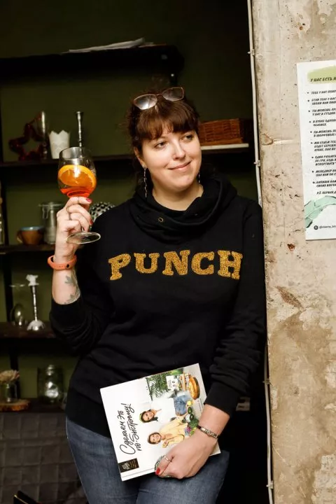 Что нужно дарить маме, сестре, подруге: Анита Луценко и Катерина Андреева знают ответ - 9 Что нужно дарить маме, сестре, подруге: Анита Луценко и Катерина Андреева знают ответ - 9 - изображение