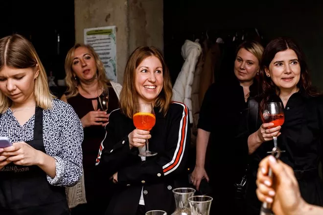 Что нужно дарить маме, сестре, подруге: Анита Луценко и Катерина Андреева знают ответ - 14 Что нужно дарить маме, сестре, подруге: Анита Луценко и Катерина Андреева знают ответ - 14 - изображение