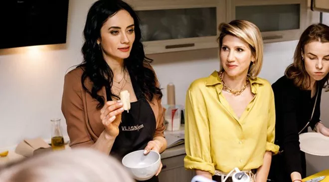 Что нужно дарить маме, сестре, подруге: Анита Луценко и Катерина Андреева знают ответ - 1 Что нужно дарить маме, сестре, подруге: Анита Луценко и Катерина Андреева знают ответ - 1 - изображение