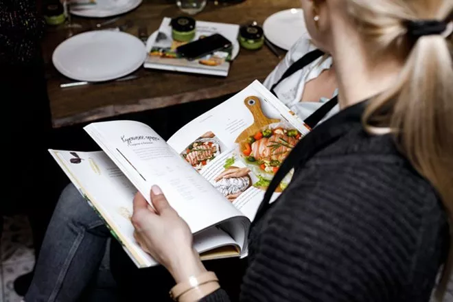 Что нужно дарить маме, сестре, подруге: Анита Луценко и Катерина Андреева знают ответ - 15 Что нужно дарить маме, сестре, подруге: Анита Луценко и Катерина Андреева знают ответ - 15 - изображение