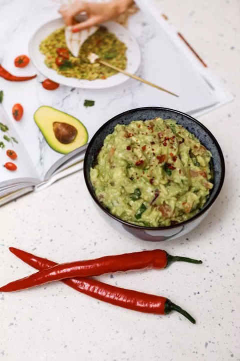 Что нужно дарить маме, сестре, подруге: Анита Луценко и Катерина Андреева знают ответ - 19 Что нужно дарить маме, сестре, подруге: Анита Луценко и Катерина Андреева знают ответ - 19 - изображение