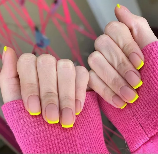 Nails inspiration: ТОП-3 идеи, как разбавить скучный нюд - 5 Nails inspiration: ТОП-3 идеи, как разбавить скучный нюд - 5 - изображение