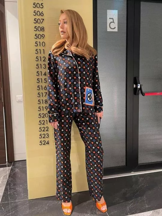 Тина Кароль