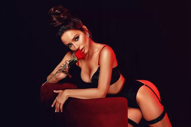 Надін Медведчук про свою мамопластику: «Не очікувала такого хайпу!» - 2 Надін Медведчук про свою мамопластику: «Не очікувала такого хайпу!» - 2 - изображение