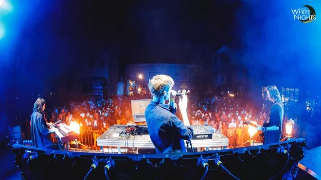 8 причин окунуться в отрыв на White Nights Festival. Africa - 5 8 причин окунуться в отрыв на White Nights Festival. Africa - 5 - изображение