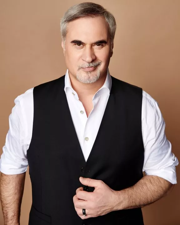 Страстный грузин в Киеве: Валерий Меладзе споет в Osocor Residence - 2 Страстный грузин в Киеве: Валерий Меладзе споет в Osocor Residence - 2 - изображение