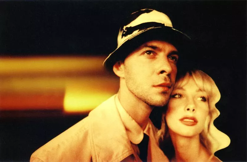 Ради нового клипа Макса Барских перекрыли «Борисполь» - 2 - изображение