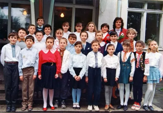 Вгадала майбутню професію: Вітвіцька, Гринчук, Писанка, Хамайко, Попов і Мосейчук розповіли про найкращого вчителя кіна - 1 Вгадала майбутню професію: Вітвіцька, Гринчук, Писанка, Хамайко, Попов і Мосейчук розповіли про найкращого вчителя кіна - 1 - изображение