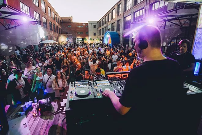 Готовимся к White Nights Festival. Africa: вспоминаем лучшие образы гостей фестиваля - 1 - изображение