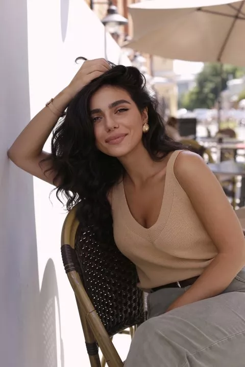 Анна Айвазян