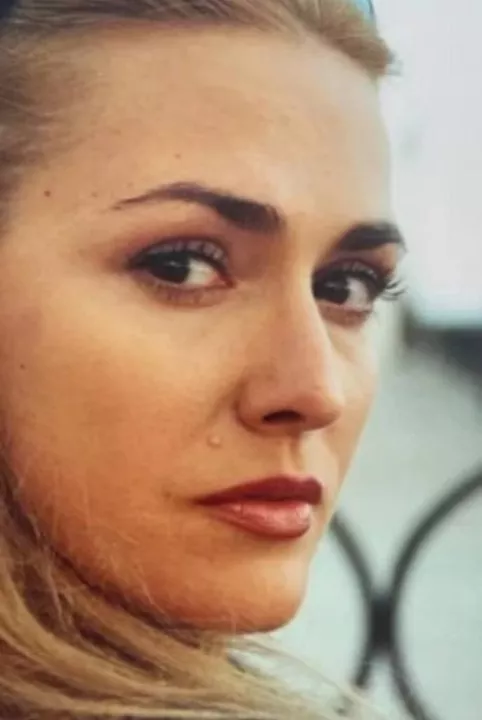 Ольга Сумская показала, как выглядела 20 лет назад: совсем не изменилась - 2 - изображение