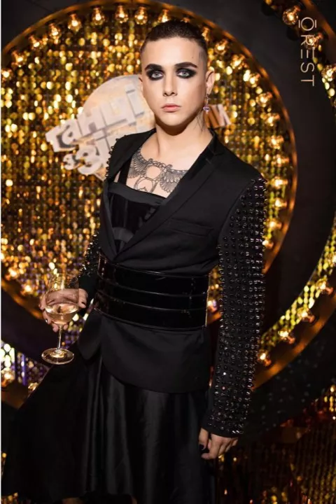 MELOVIN впервые рассказал о 6-летнем романе с парнем - 1 MELOVIN впервые рассказал о 6-летнем романе с парнем - 1 - изображение