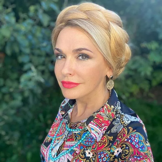 Ольга Сумская показала, как выглядела 20 лет назад: совсем не изменилась - 1 - изображение