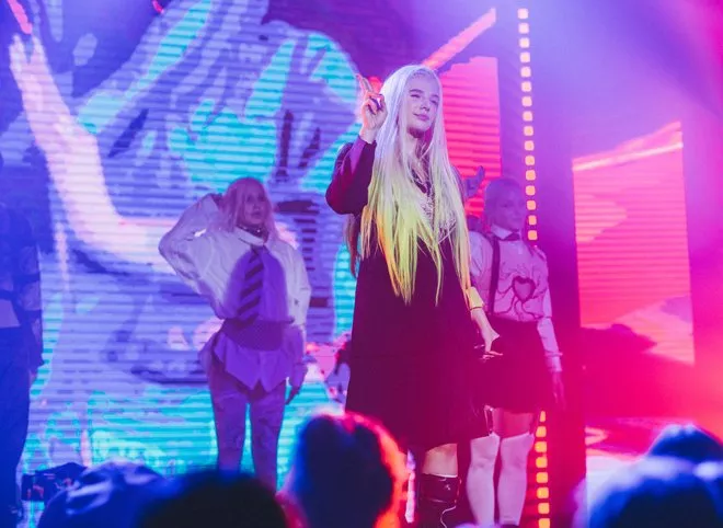 SOLD OUT, тайный поклонник и дополненная 3D-реальность: как прошел первый концерт ULIANA ROYCE в Киеве - 1 SOLD OUT, тайный поклонник и дополненная 3D-реальность: как прошел первый концерт ULIANA ROYCE в Киеве - 1 - изображение