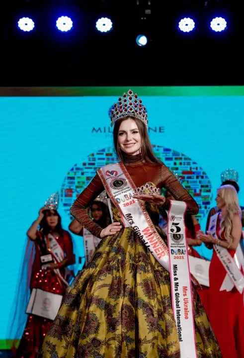 Украинка Кристина Выкалюк стала победительницей Mrs. Global International 2021 в Дубае - 2 Украинка Кристина Выкалюк стала победительницей Mrs. Global International 2021 в Дубае - 2 - изображение