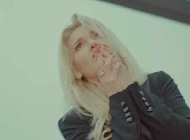 ПРЕМЬЕРА: Миша Романова с новой песней о жизни после любви - 3 ПРЕМЬЕРА: Миша Романова с новой песней о жизни после любви - 3 - изображение