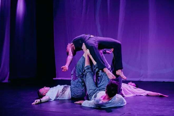 «Трактуючі вічне мовчання»: аншлаг, зіркові гості, безліч думок про життя людини - 7 «Трактуючі вічне мовчання»: аншлаг, зіркові гості, безліч думок про життя людини - 7 - изображение