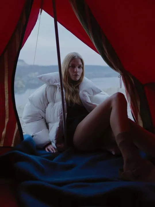 Зима в одеяле: бренд KATSURINA представил зимнюю коллекцию - 3 Зима в одеяле: бренд KATSURINA представил зимнюю коллекцию - 3 - изображение