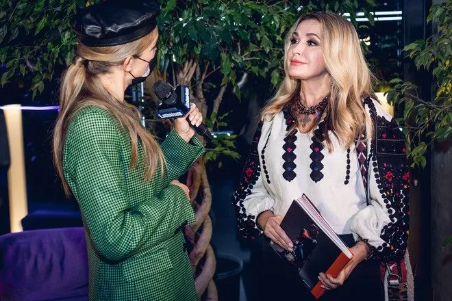 Slavs not Slaves: Ольга Сумская стала главной героиней арткниги - 11 Slavs not Slaves: Ольга Сумская стала главной героиней арткниги - 11 - изображение