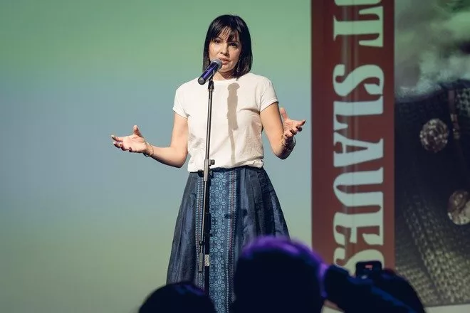 Slavs not Slaves: Ольга Сумская стала главной героиней арткниги - 12 Slavs not Slaves: Ольга Сумская стала главной героиней арткниги - 12 - изображение