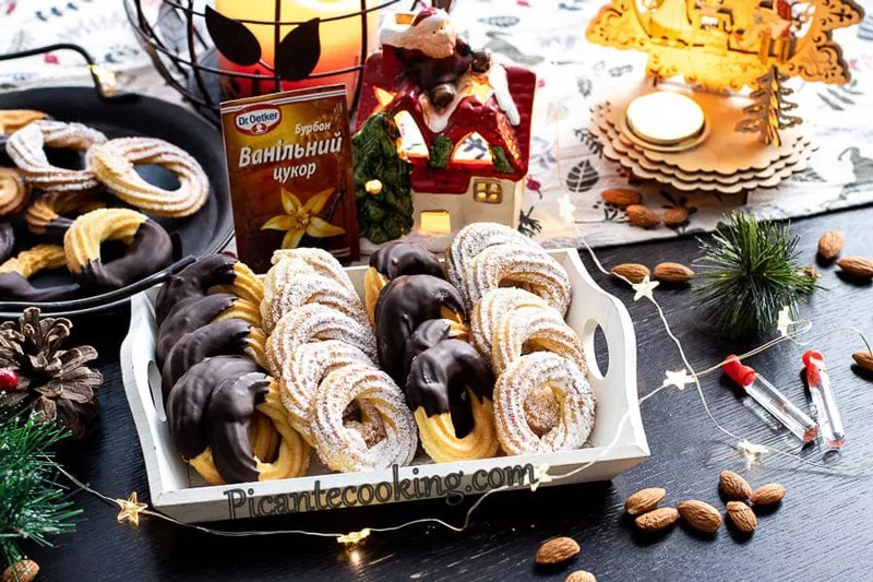 Печиво мигдалеві кільця - 1 Печиво мигдалеві кільця - 1 - изображение