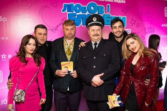 Найгучніша прем’єра комедії “Любов і Блогери” у Києві - 10 Найгучніша прем’єра комедії “Любов і Блогери” у Києві - 10 - изображение