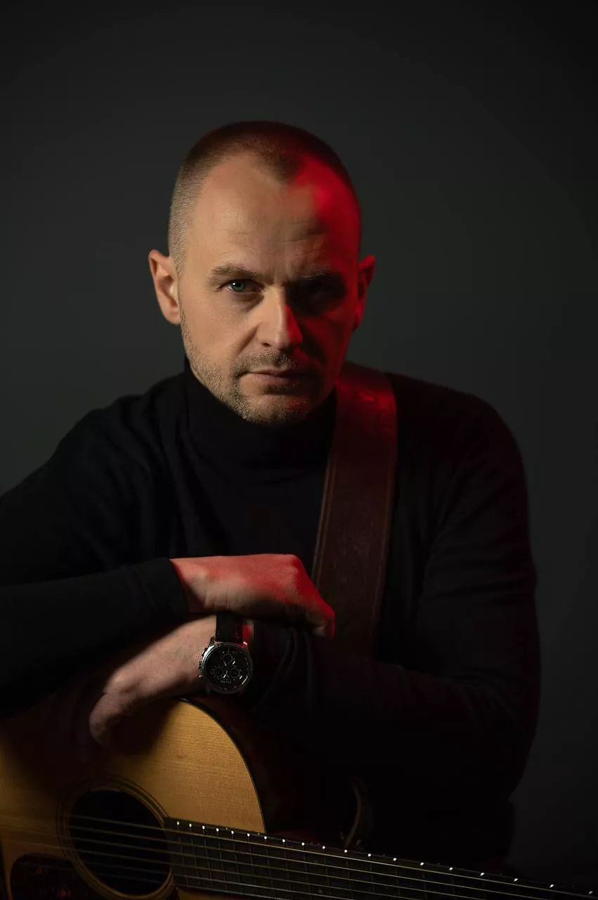 «Страшно не вмерти - зламатися страшно»: Табаков записав пісню про Маріуполь і його захисників - 2 «Страшно не вмерти - зламатися страшно»: Табаков записав пісню про Маріуполь і його захисників - 2 - изображение