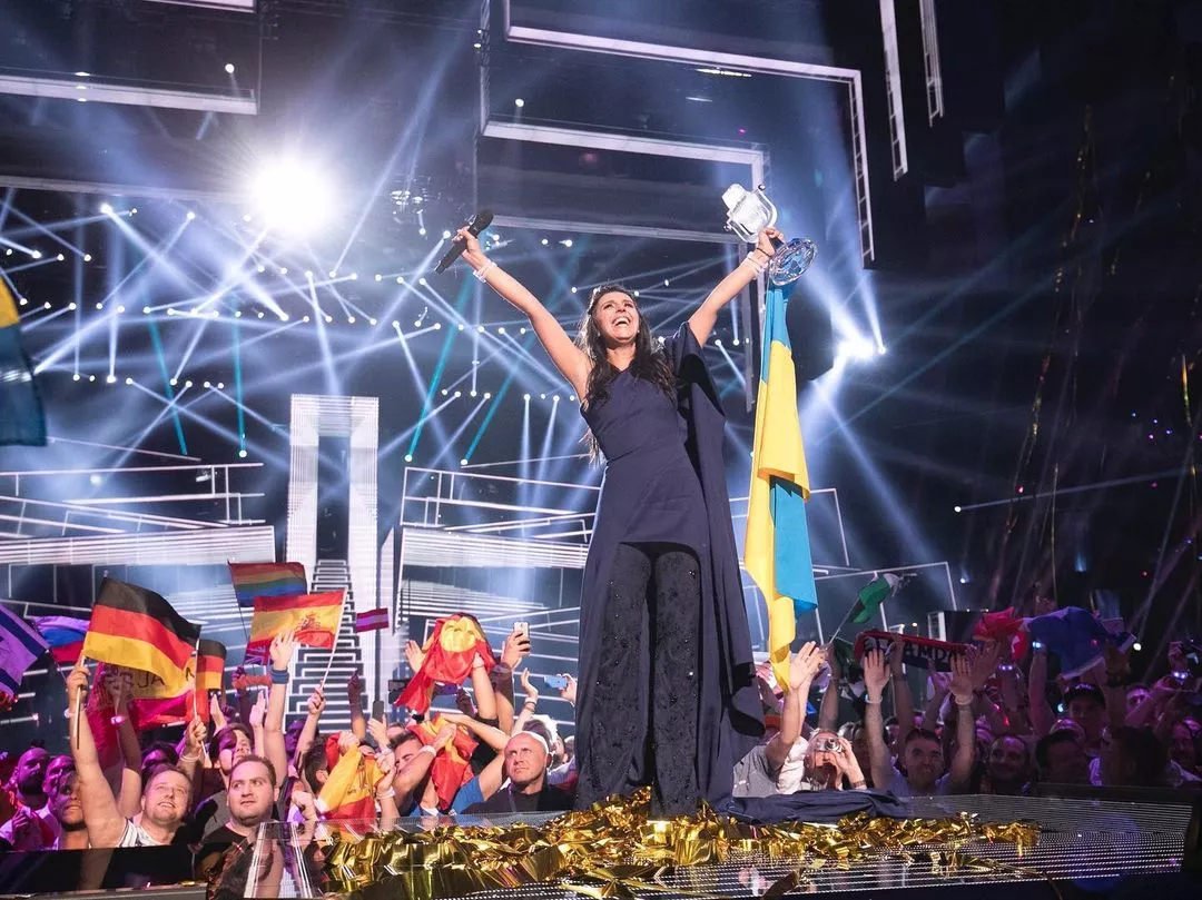 Україна незалежна, талановита і переможна: обкладинка Woman Magazine - 3 Україна незалежна, талановита і переможна: обкладинка Woman Magazine - 3 - изображение